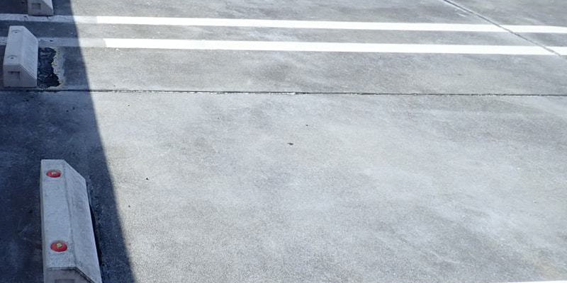 屋外駐車場リフォーム前